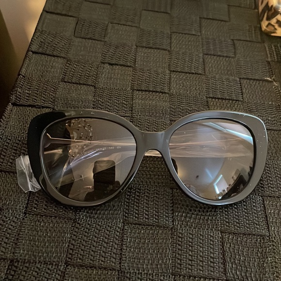 Coach sunglasses Black - Picture 3 of 5